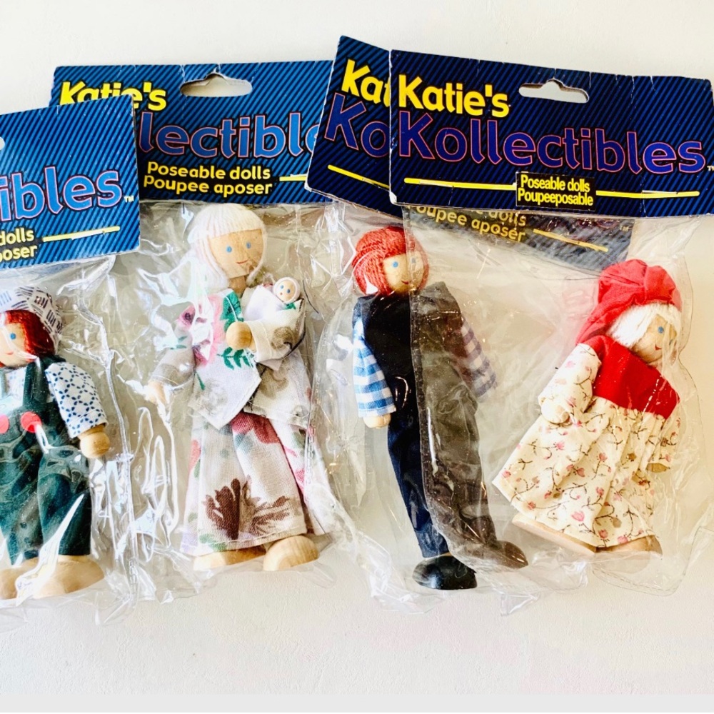 Set of 4 Katie’s Collectables Dolls in package
